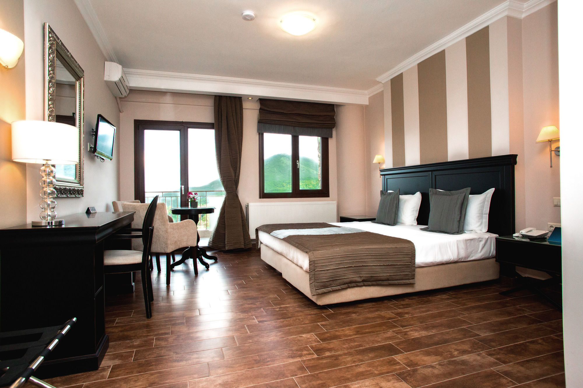 Enastron View Hotel Kastoria Exteriér fotografie
